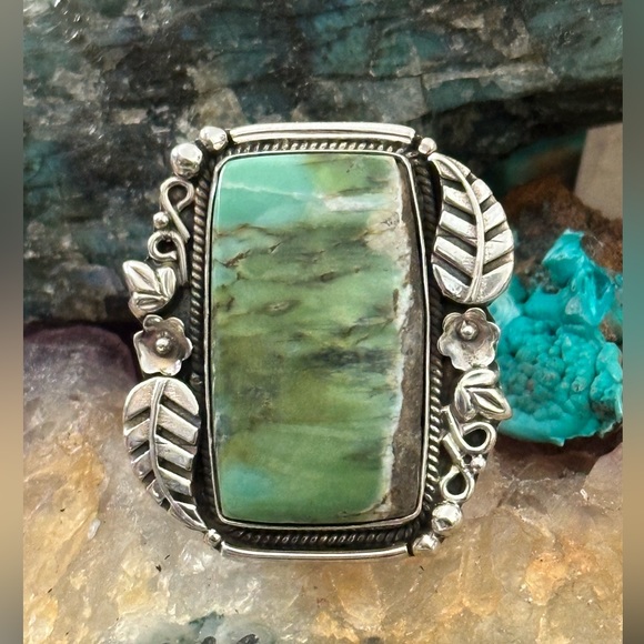 Varisite statement southwestern sterling silver ring - Picture 7 of 9